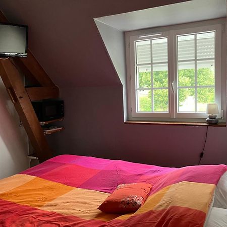 Chambre Chez Armelle Avoine エクステリア 写真