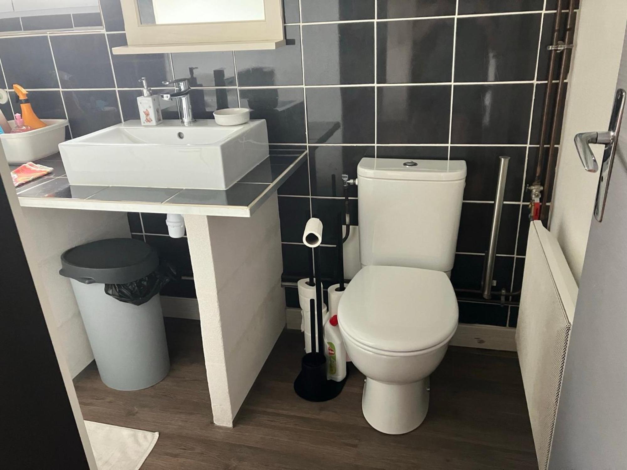 Chambre Chez Armelle Avoine エクステリア 写真